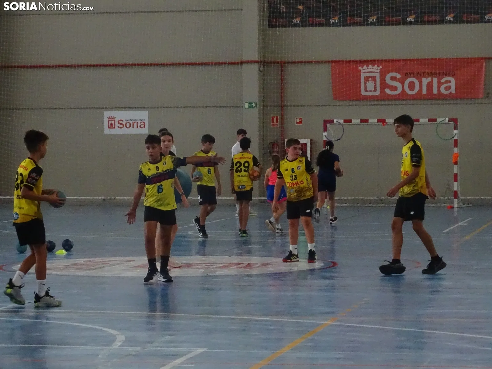 Una imagen de la jornada de este jueves en el San Andrés. /PC