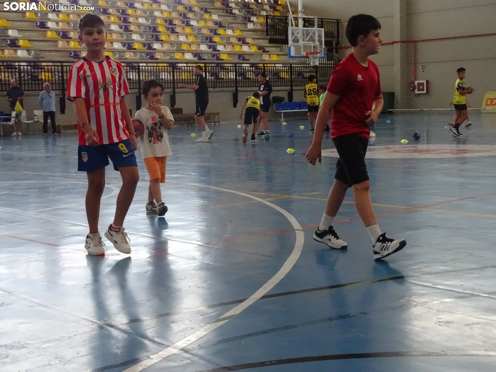 Una imagen de la jornada de este jueves en el San Andrés. /PC