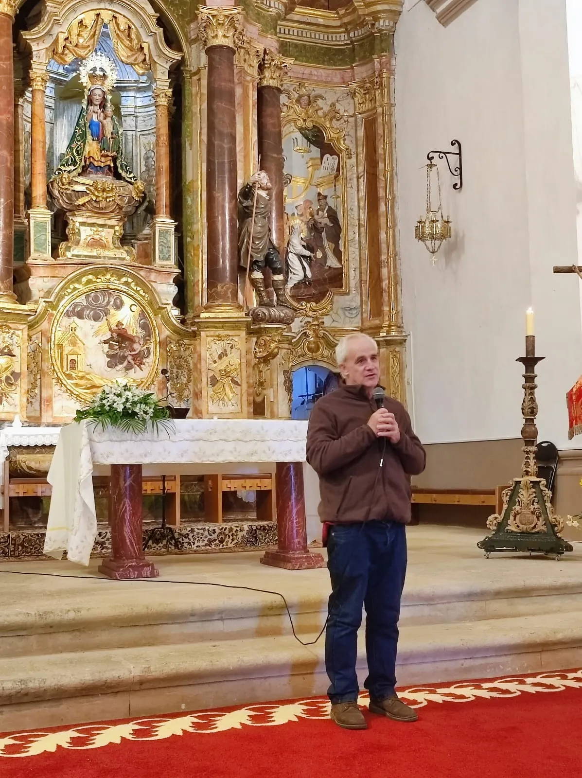 Foto 7 - Almenar acoge el D&iacute;a del Misionero Soriano con testimonios de todo el mundo