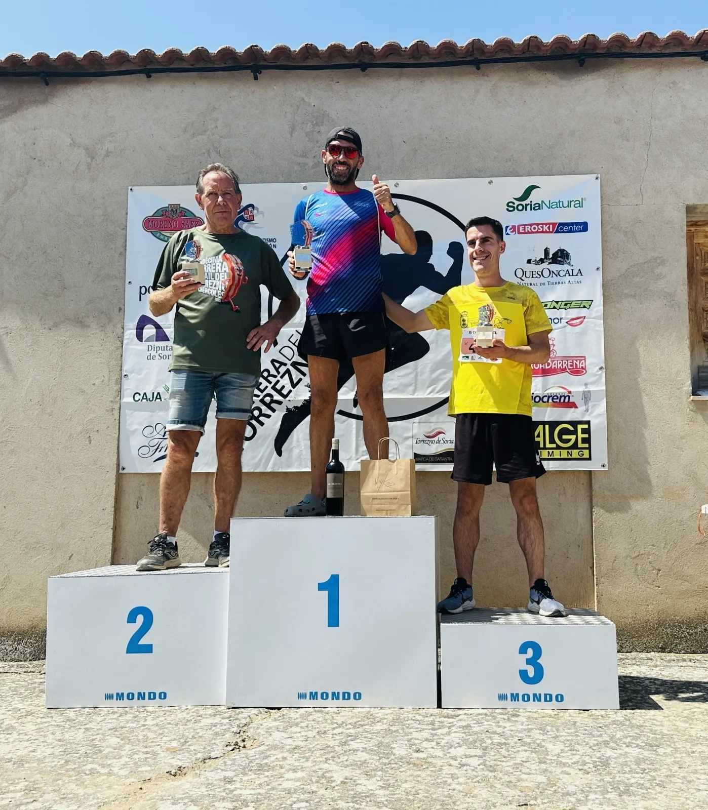 Foto 8 - Correr 14 kil&oacute;metros para llevarte a casa tu altura en torreznos: la original carrera de Ch&eacute;rcoles ya conoce a sus ganadores