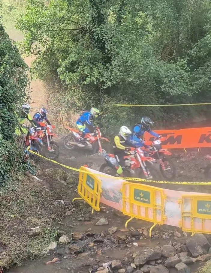 Foto 2 - Un piloto soriano remonta 101 puestos en el Meringrades, una de las pruebas m&aacute;s exigentes de enduro