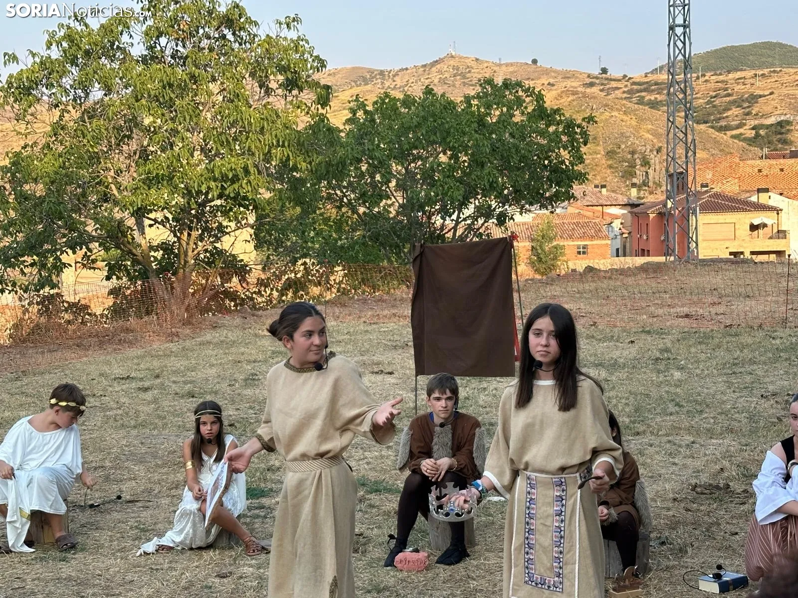 Foto 8 - &Aacute;greda viaja a trav&eacute;s de su historia y sus gentes con las rutas teatralizadas 'Al Aire del Moncayo'