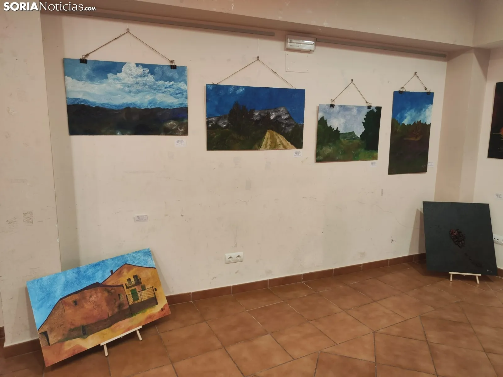Foto 9 - Arte y talento local brillan en la exposici&oacute;n colectiva de Carbonera de Frentes
