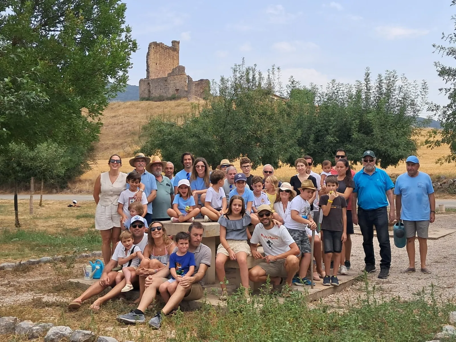 Foto 2 - Hinojosa de la Sierra cierra una semana de fiestas con alta participaci&oacute;n y buen tiempo