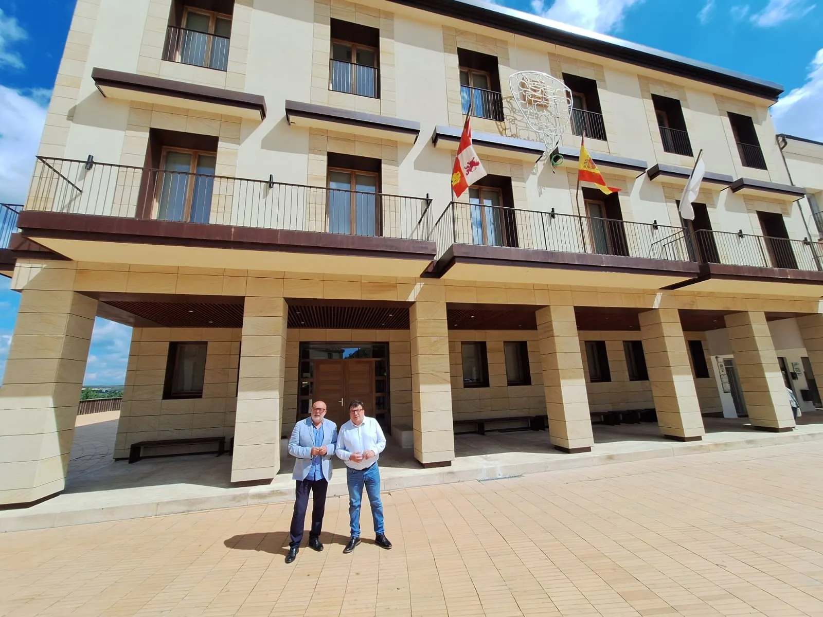 Foto 2 - El Ayuntamiento de Almaz&aacute;n reabre sus puertas tras una rehabilitaci&oacute;n de 1,3 millones de euros