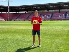 Foto 3 - Carlos Guti&eacute;rrez: "Fui yo quien le dijo a mi representante que quer&iacute;a venir aqu&iacute;, me he sentido como en casa"
