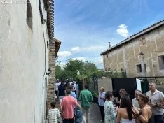 Foto 5 - De la 'pedida' nocturna a la 'recogida' diurna: el rito que financia las fiestas de Villar del R&iacute;o