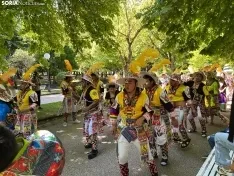 Foto 3 - Galer&iacute;a y cr&oacute;nica: Los colores de Bolivia inundan Soria en honor a la Virgen de Urkupi&ntilde;a