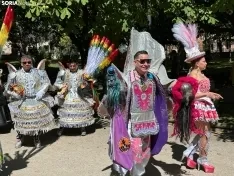 Foto 12 - Galer&iacute;a y cr&oacute;nica: Los colores de Bolivia inundan Soria en honor a la Virgen de Urkupi&ntilde;a