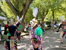 Foto 28 - Galer&iacute;a y cr&oacute;nica: Los colores de Bolivia inundan Soria en honor a la Virgen de Urkupi&ntilde;a