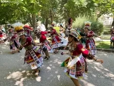 Foto 39 - Galer&iacute;a y cr&oacute;nica: Los colores de Bolivia inundan Soria en honor a la Virgen de Urkupi&ntilde;a
