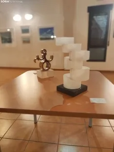 Foto 3 - Arte y talento local brillan en la exposici&oacute;n colectiva de Carbonera de Frentes