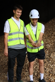 Visita del equipo amarillo a las instalaciones de REBI. 