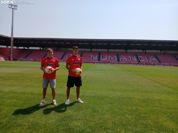 Numancia presenta a Héctor Peña y Álex Gil con el ascenso como meta