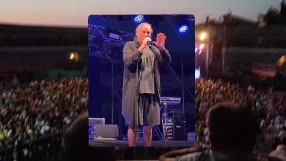 Vídeo: Cierta indignación por la suspensión del concierto de Camela: Es una vergüenza, podían habernos avisado antes