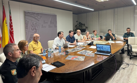 Mañueco preside el CECOPI en Zamora por los incendios de León