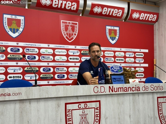 El C.D. Numancia sigue atento al mercado: estas son las dos piezas que cerrarían la plantilla