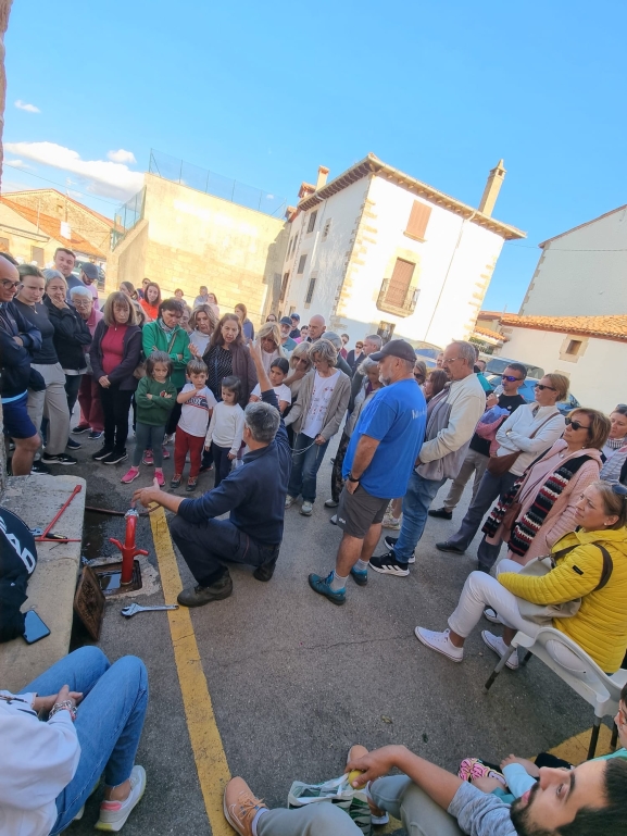 Villar del Ala se forma en prevención de incendios con un simulacro masivo