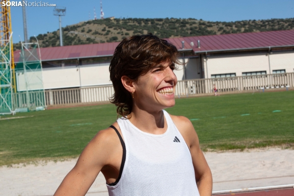 Un atleta logra la hazaña de bajar de los cuatro minutos en la milla