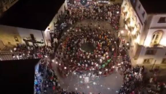 El vídeo más espectacular de las fiestas de Covaleda: desde el aire y a flor de piel