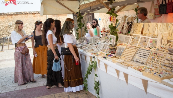 Berlanga de Duero se sumerge en la Edad Media con su animado Mercado Medieval, en fotos
