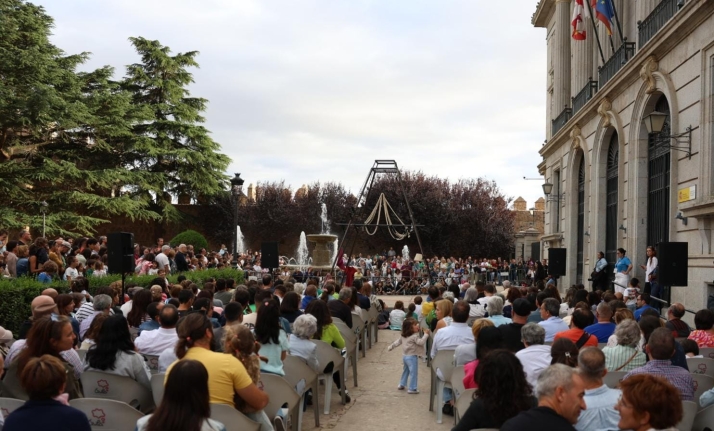 El éxito de Cir&Co consolida a Ávila como capital del circo de vanguardia en el cierre del verano