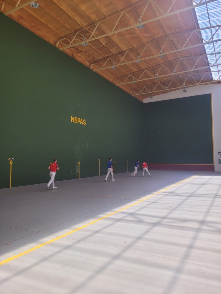 El festival de pelota de Nepas se consolida con dos emocionantes partidos