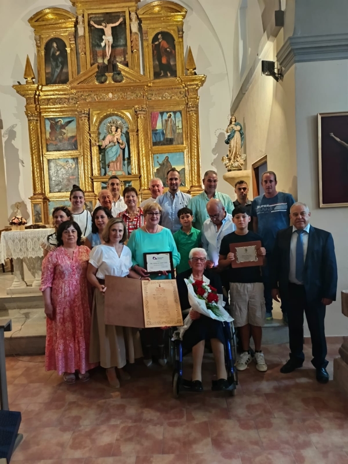 Adoraci&oacute;n Cacho Cacho celebra su centenario en D&eacute;vanos, Soria