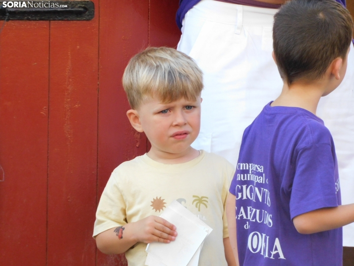 Gigantes y cabezudos 2025 en Soria