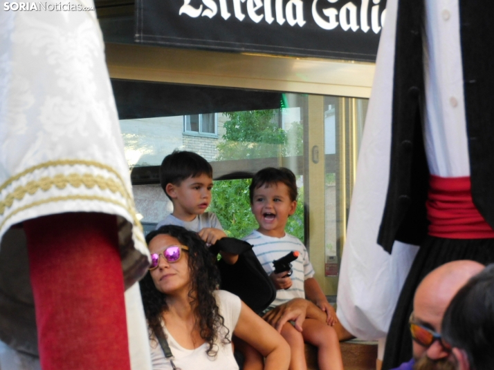 Gigantes y cabezudos 2025 en Soria