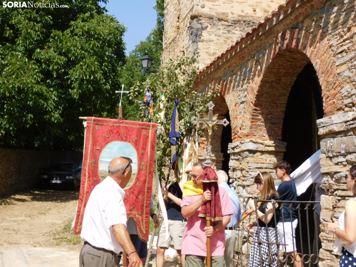 Procesión Santos Justo y Pastor en Diustes