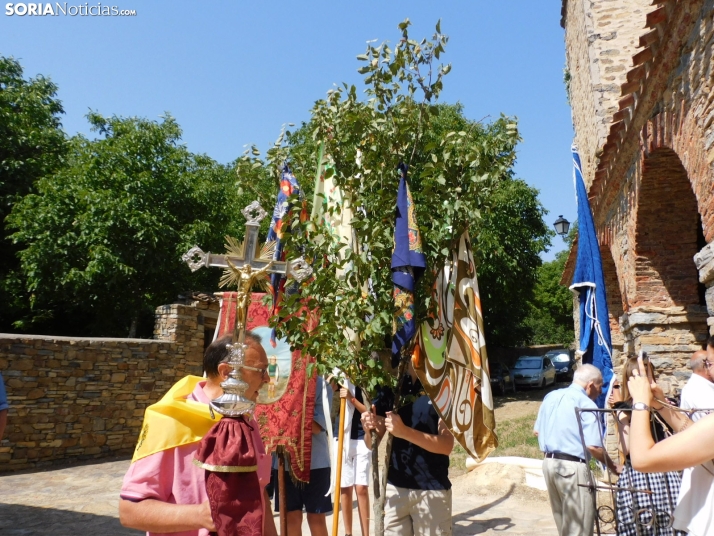 Procesión Santos Justo y Pastor en Diustes