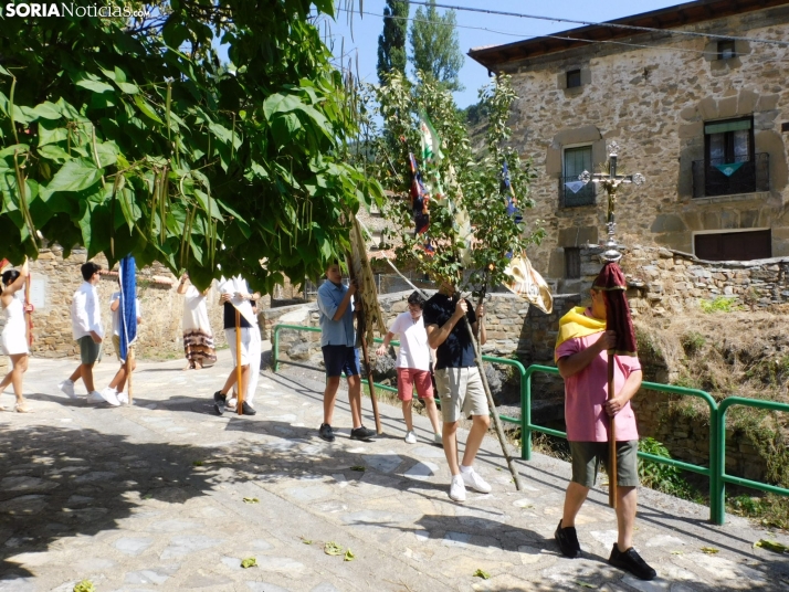 Procesión Santos Justo y Pastor en Diustes
