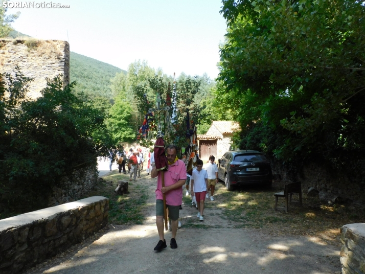 Procesión Santos Justo y Pastor en Diustes