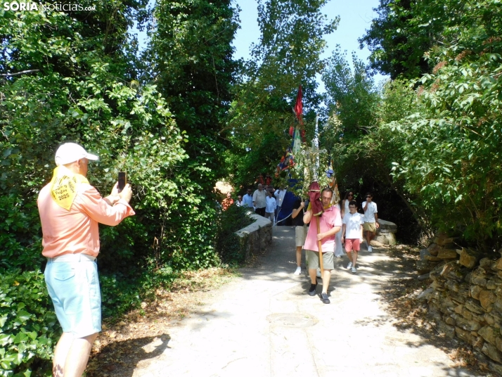 Procesión Santos Justo y Pastor en Diustes