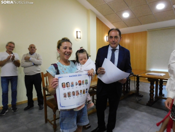 Entrega de pañuelos de Golmayo 2025