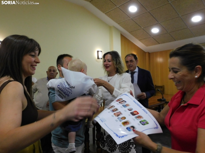 Entrega de pañuelos de Golmayo 2025