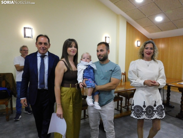 Entrega de pañuelos de Golmayo 2025