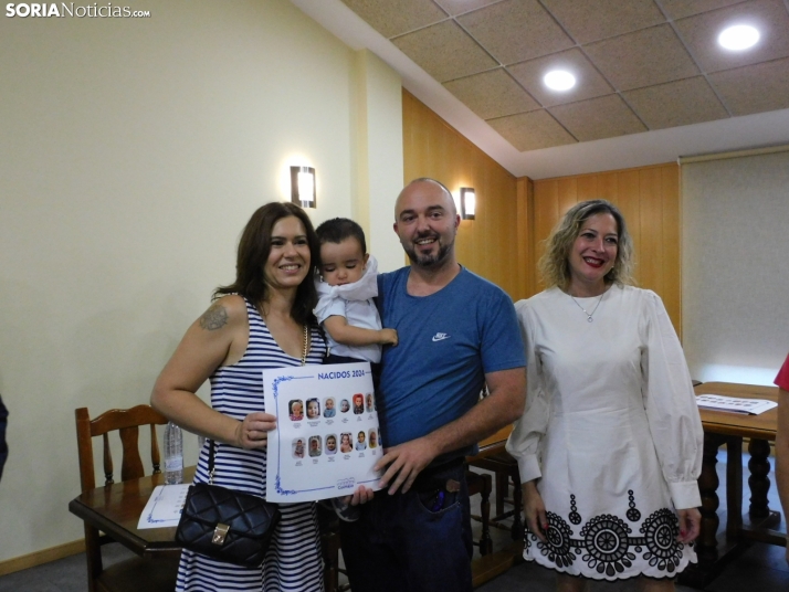 Entrega de pañuelos de Golmayo 2025