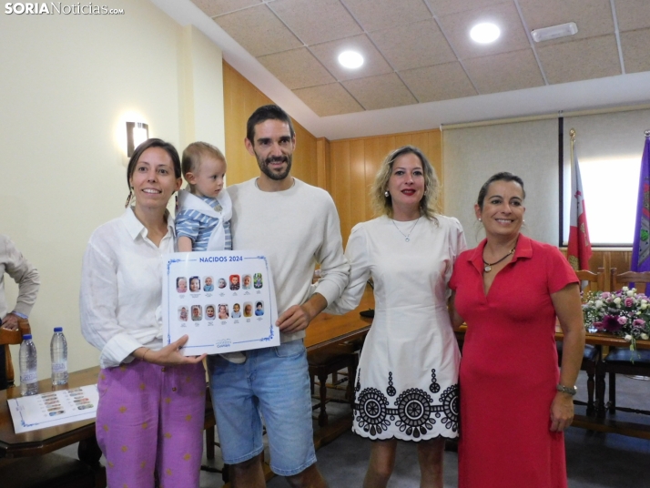 Entrega de pañuelos de Golmayo 2025