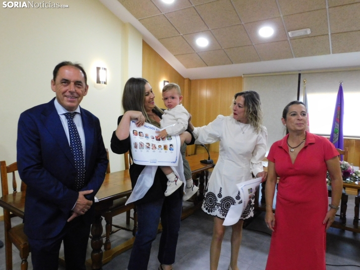 Entrega de pañuelos de Golmayo 2025