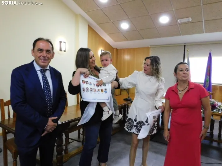Entrega de pañuelos de Golmayo 2025