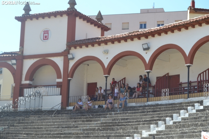 En im&aacute;genes: Las finales del V&oacute;ley Plaza empiezan con los m&aacute;s peque&ntilde;os