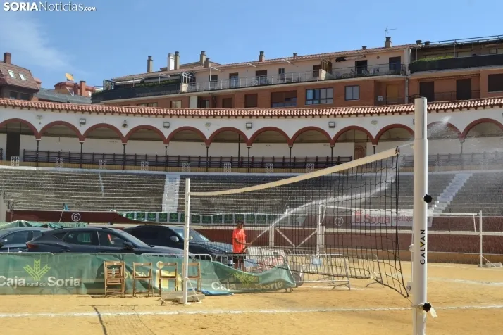 En im&aacute;genes: Las finales del V&oacute;ley Plaza empiezan con los m&aacute;s peque&ntilde;os
