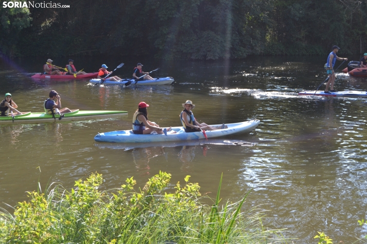 En im&aacute;genes: Cientos de pirag&uuml;istas surcan las aguas del Duero en la XXII edici&oacute;n de su Tra