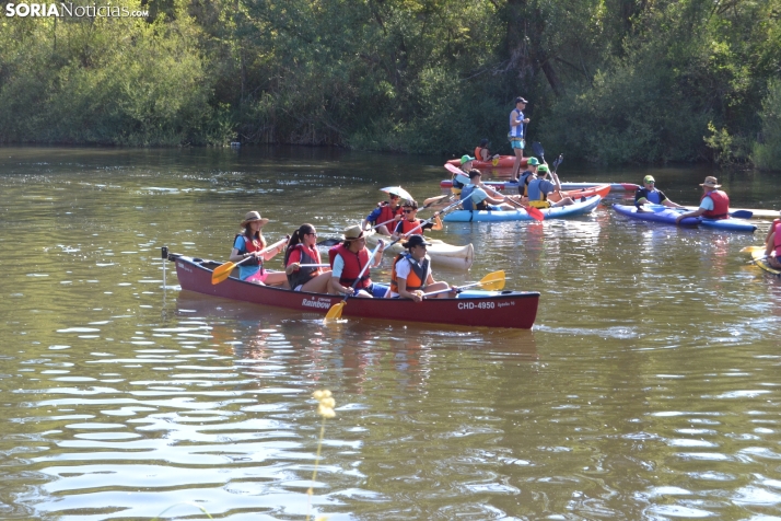 En im&aacute;genes: Cientos de pirag&uuml;istas surcan las aguas del Duero en la XXII edici&oacute;n de su Tra