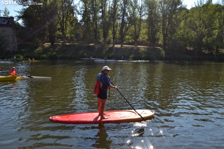 En im&aacute;genes: Cientos de pirag&uuml;istas surcan las aguas del Duero en la XXII edici&oacute;n de su Tra