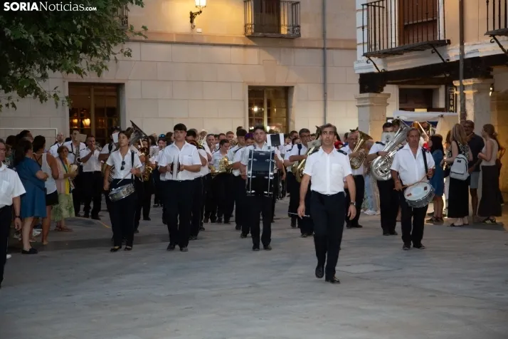 El Burgo baila la Rueda