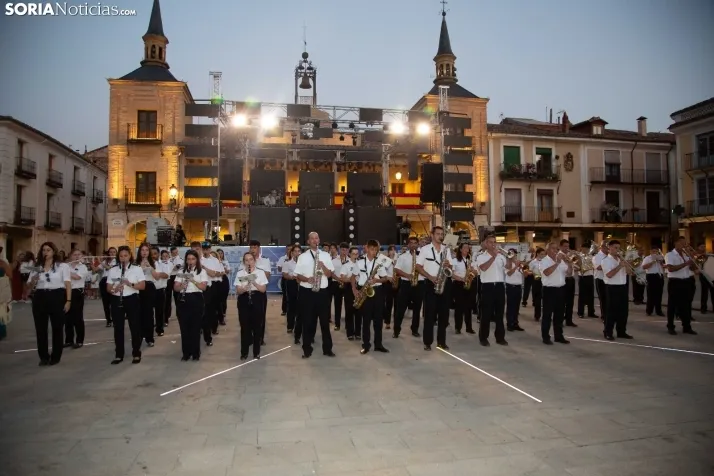 El Burgo baila la Rueda