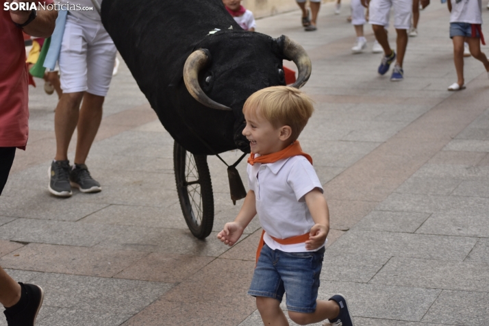 Encierro infantil en El Burgo de Osma.